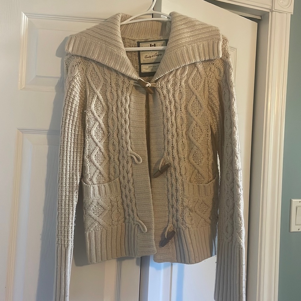 Roots Canada knit sweater